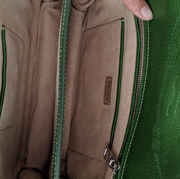 Prada crossbody - Picture 7 of 7